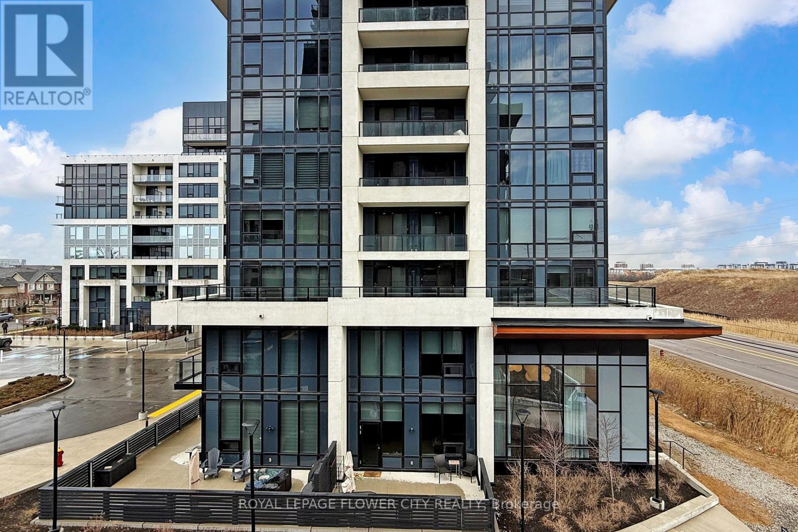 307 - 3220 William Coltson Avenue, Oakville, Ontario  L6H 7X9 - Photo 35 - W12987330