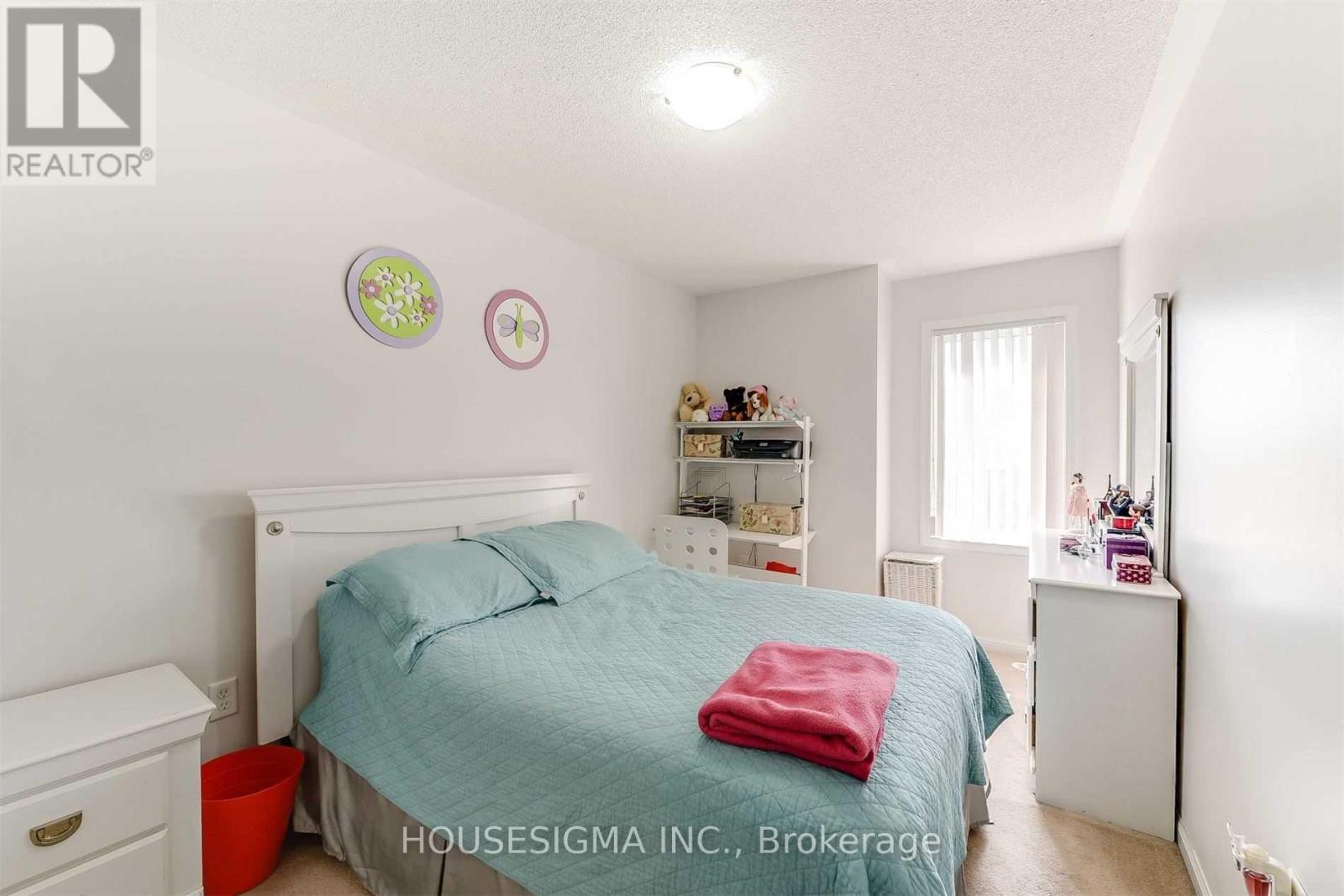 92 Lathbury Street, Brampton, Ontario  L7A 0R8 - Photo 17 - W12987380