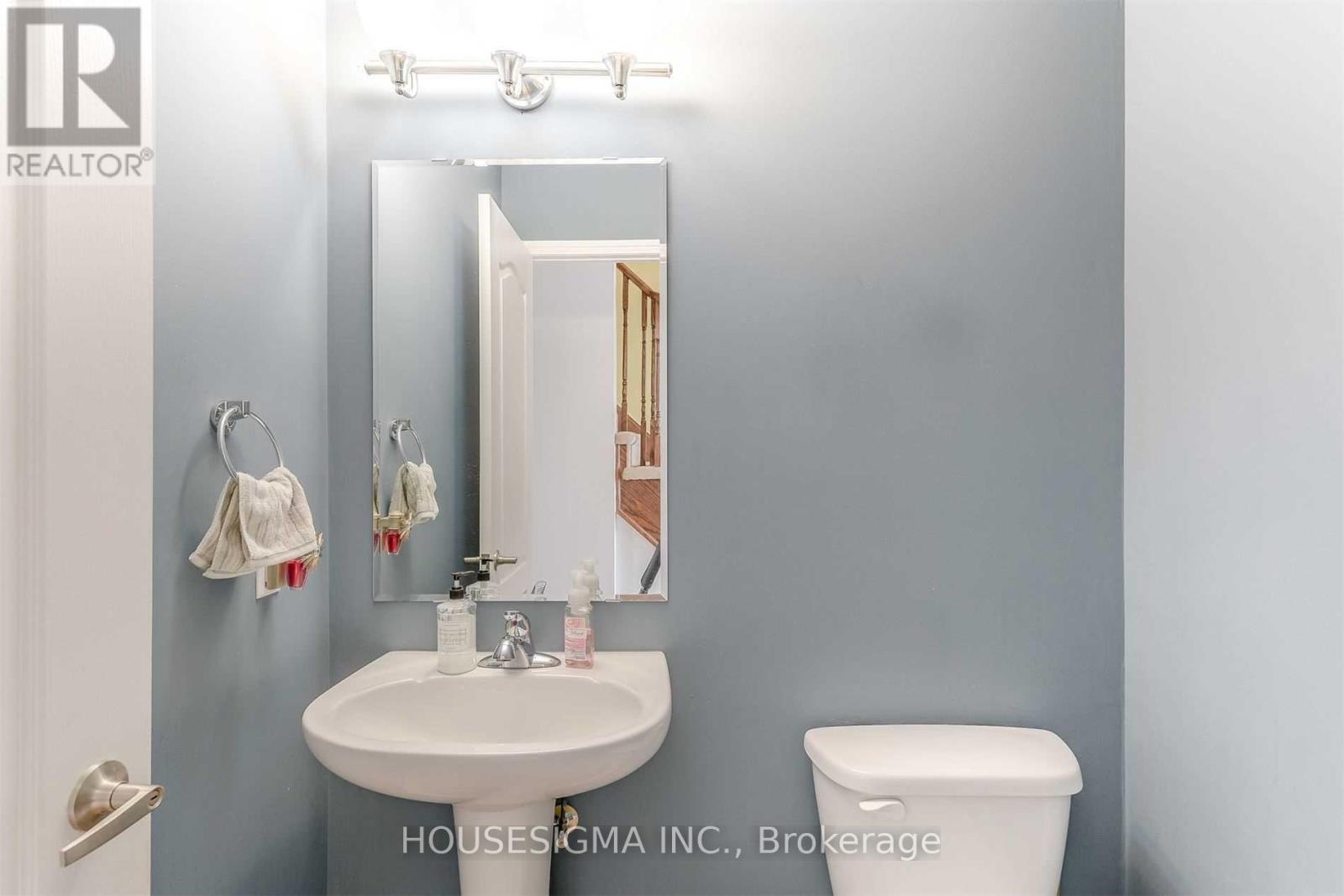 92 Lathbury Street, Brampton, Ontario  L7A 0R8 - Photo 21 - W12987380