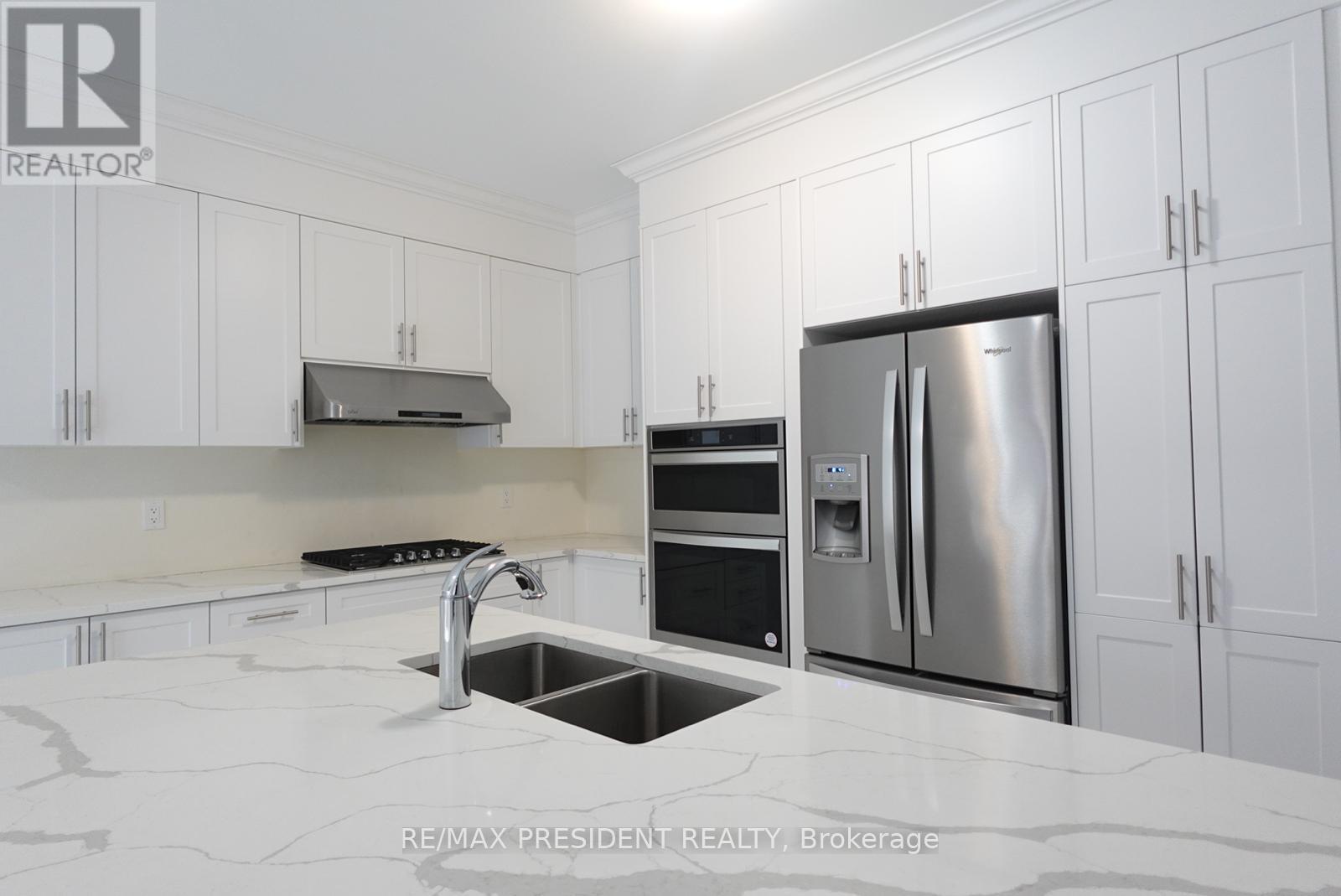 6 Jenwood Crescent, Brampton, Ontario  L7A 3S6 - Photo 11 - W12987388