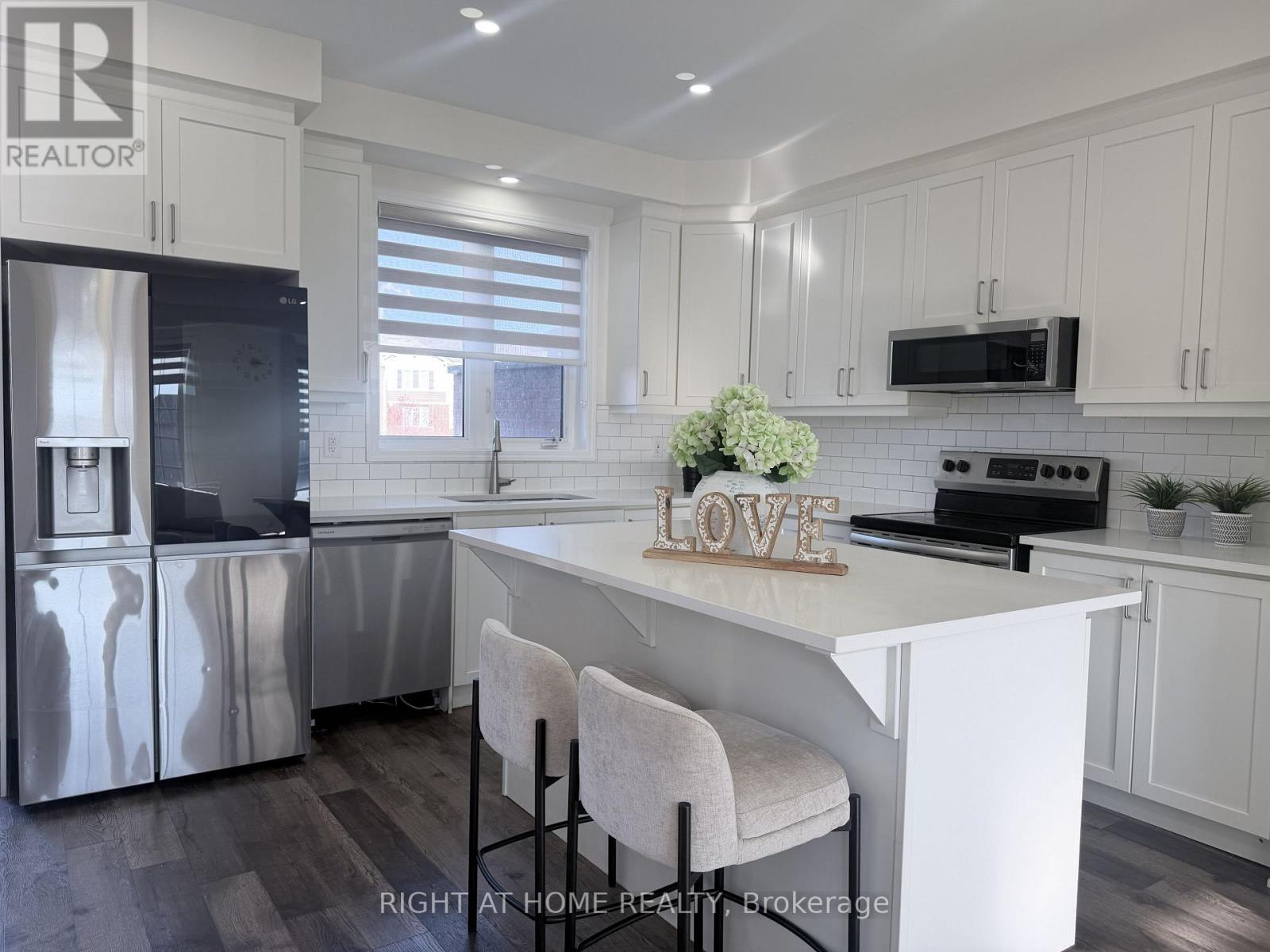 21 - 1222 Rose Way, Milton, Ontario  L9E 1P2 - Photo 12 - W12987392