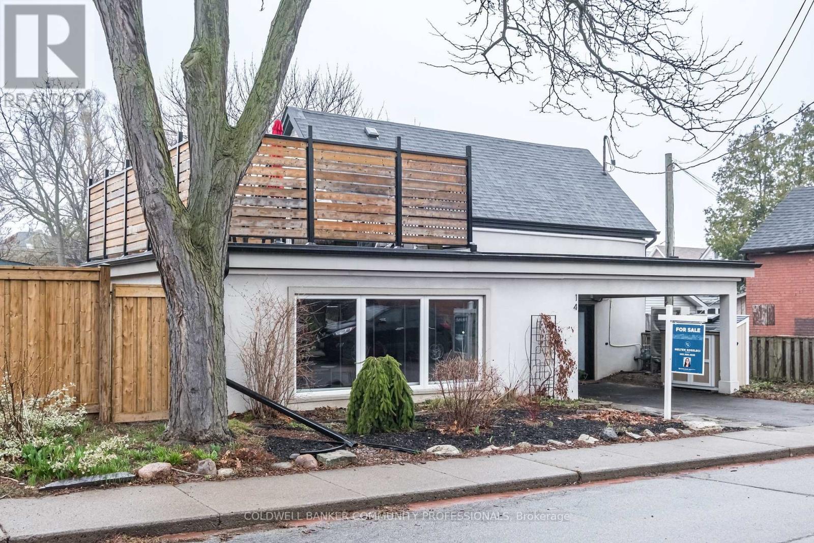 14 REGINALD STREET, Hamilton, Ontario