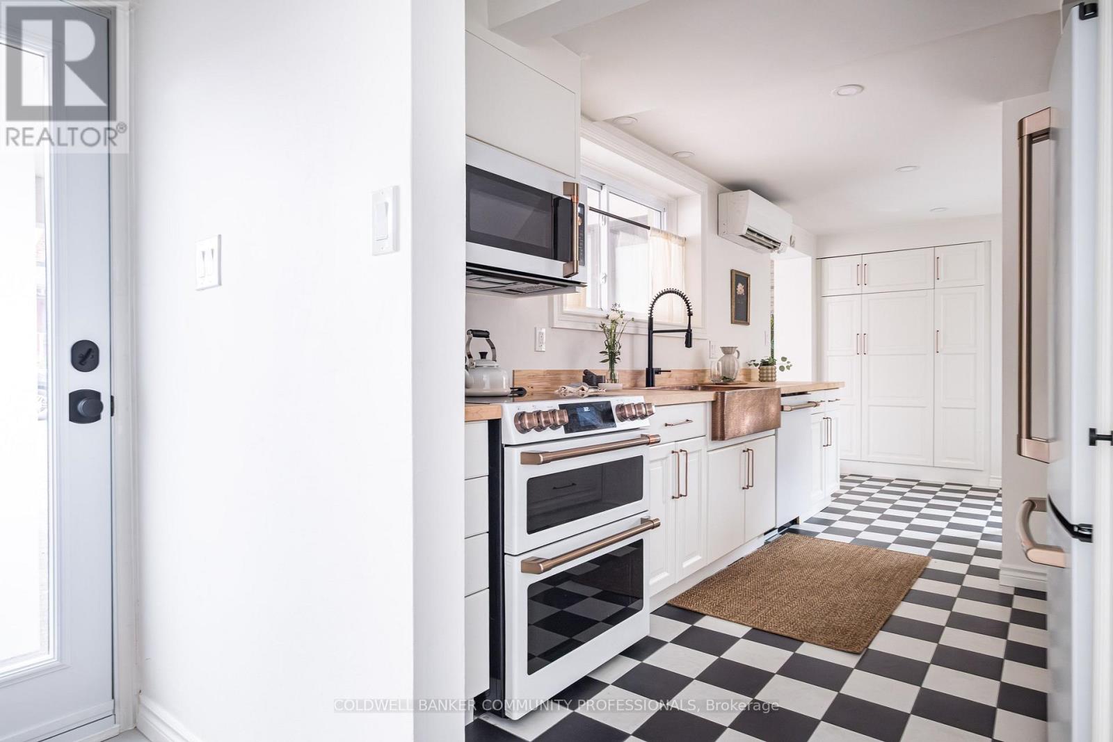 14 Reginald Street, Hamilton, Ontario  L8P 3X9 - Photo 17 - X12987334