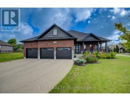 58 CARRIAGE CROSSING, Mapleton, Ontario