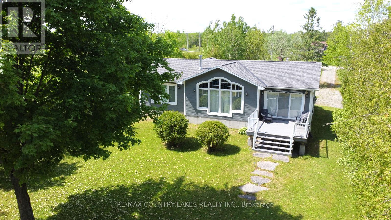 275 Mcguire Beach Road, Kawartha Lakes, Ontario  K0M 2B0 - Photo 8 - X12987344
