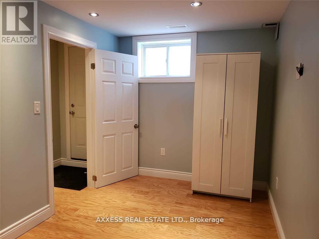 58 Spadara Drive, Hamilton, Ontario  L9B 2K3 - Photo 10 - X12987384