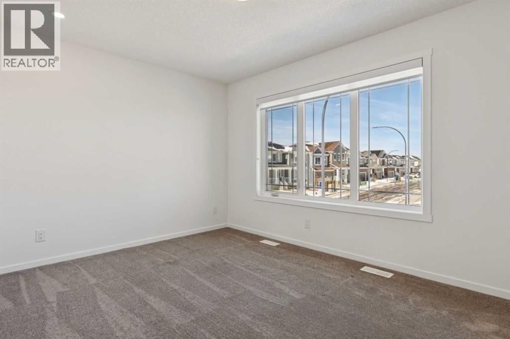 25 Yorkstone Row Sw, Calgary, Alberta  T2X 5H4 - Photo 16 - A2296058