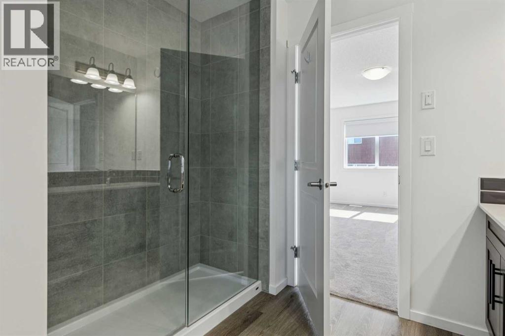 25 Yorkstone Row Sw, Calgary, Alberta  T2X 5H4 - Photo 24 - A2296058