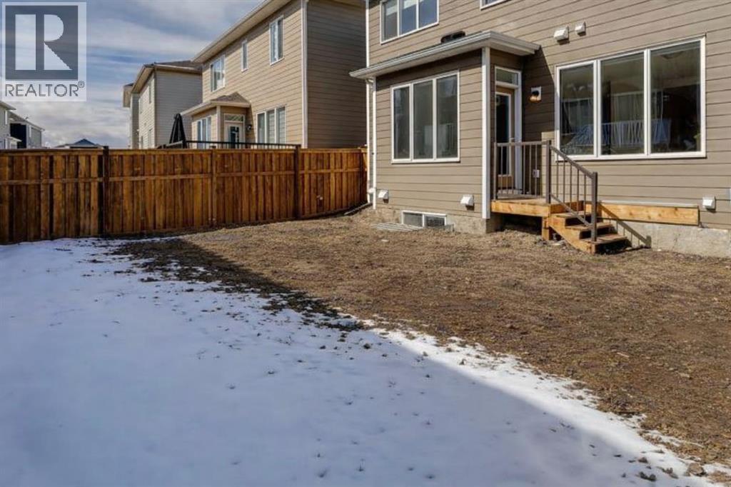 25 Yorkstone Row Sw, Calgary, Alberta  T2X 5H4 - Photo 39 - A2296058