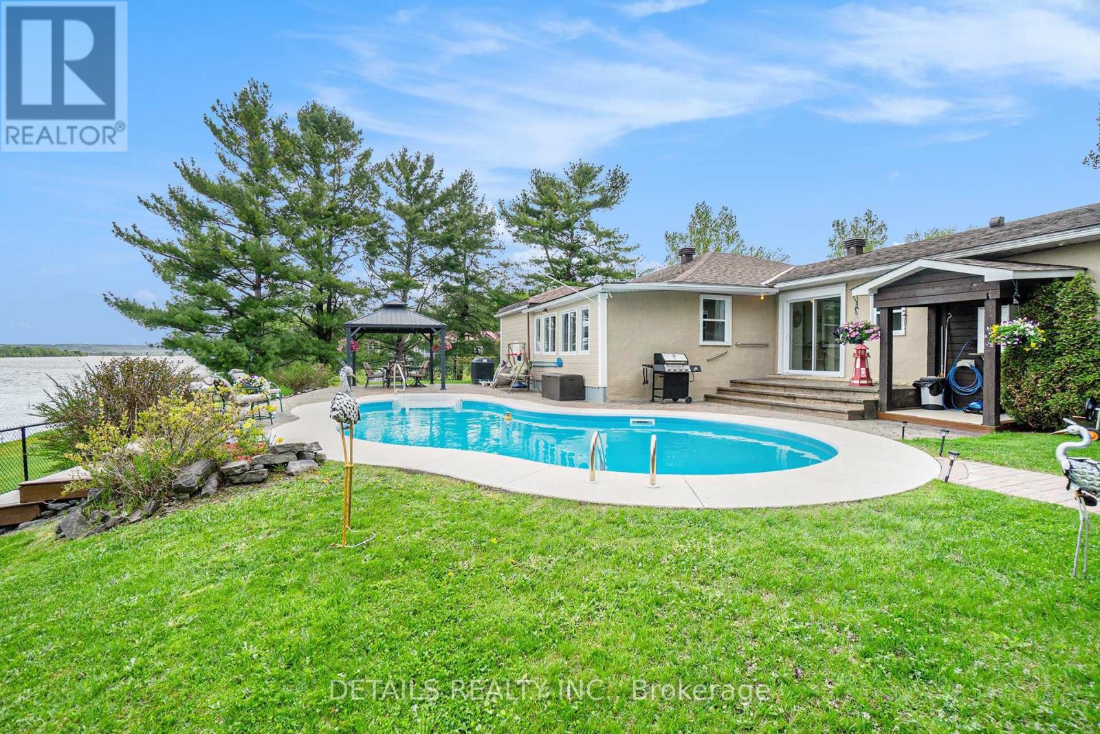 899 Concession 1 Road, Alfred And Plantagenet, Ontario  K0B 1L0 - Photo 7 - X12818068