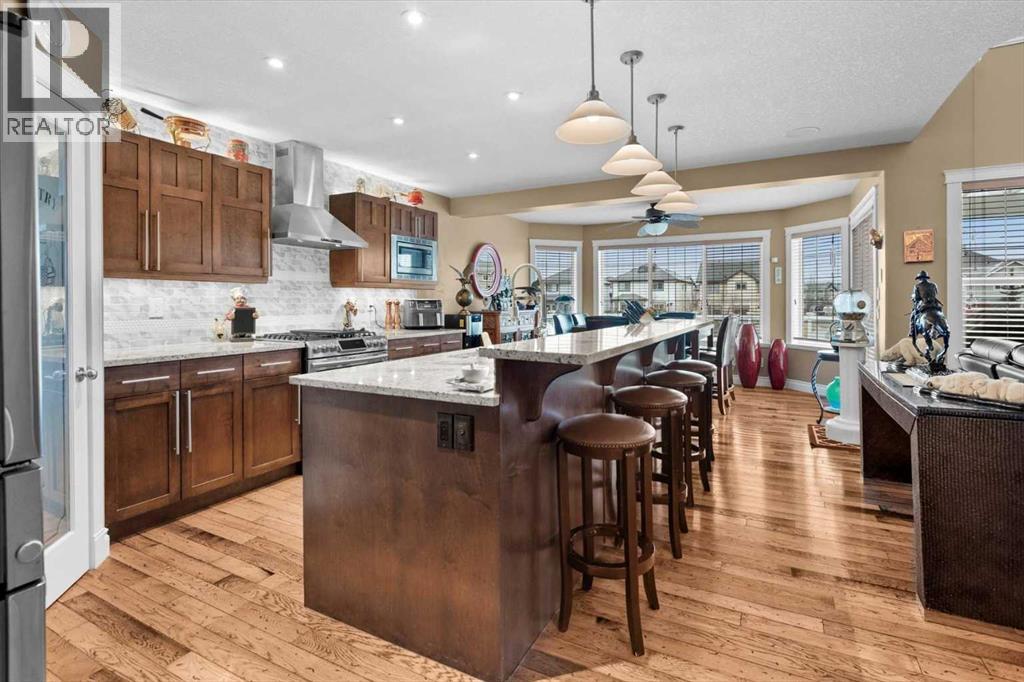 935 Bayside Drive Sw, Airdrie, Alberta  T4B 3E3 - Photo 6 - A2276872