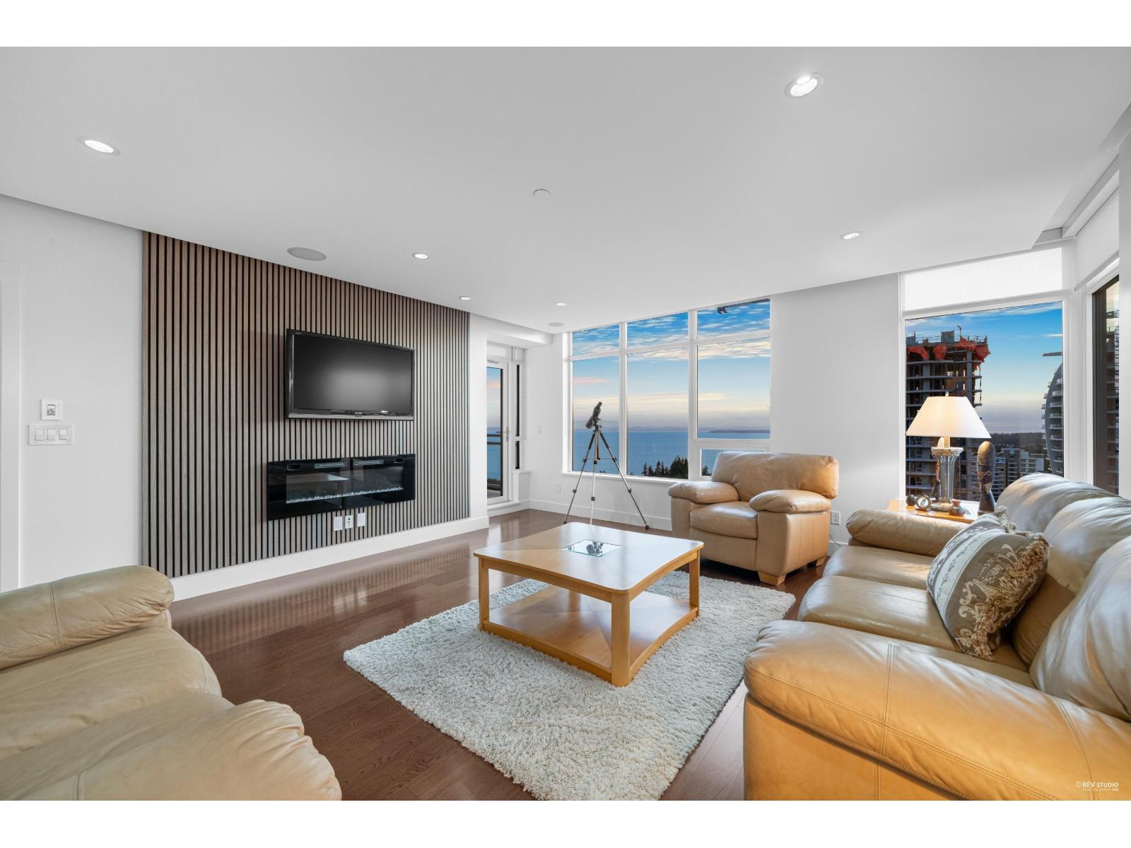 1904 15152 Russell Avenue, White Rock, British Columbia  V4B 0A3 - Photo 11 - R3109445