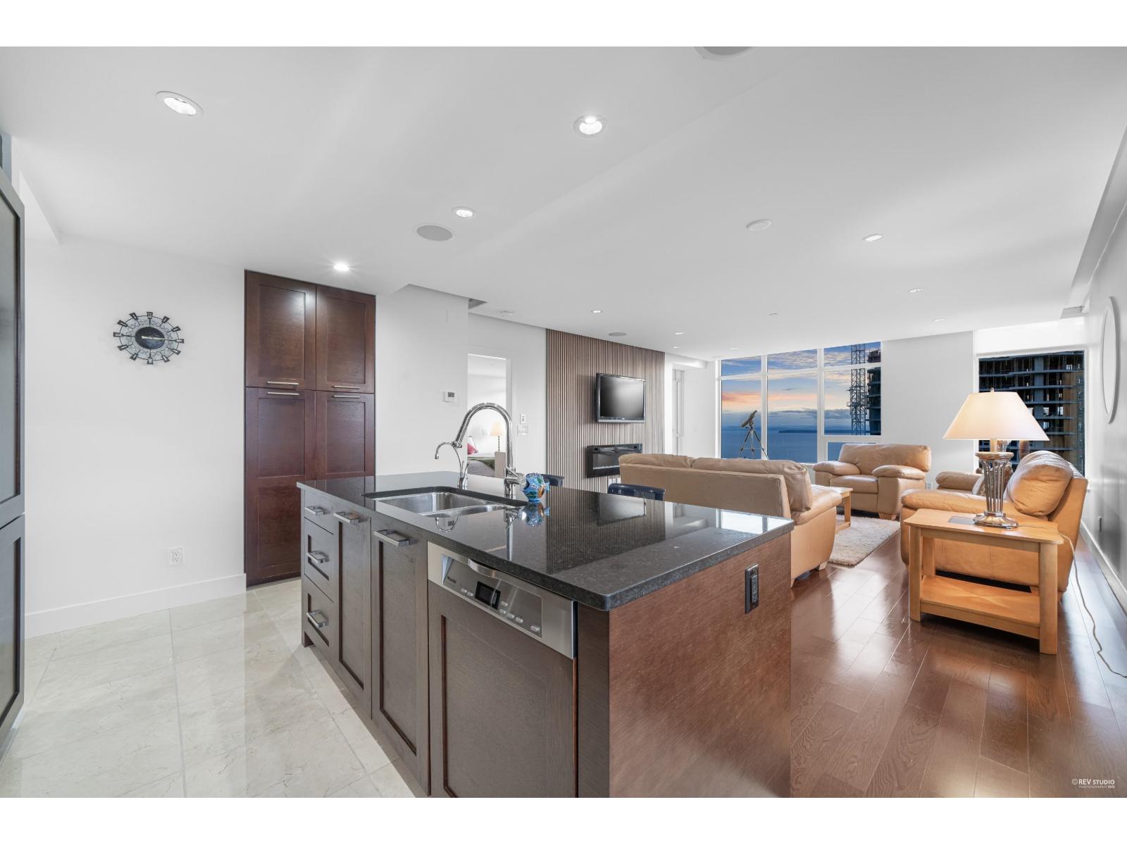 1904 15152 Russell Avenue, White Rock, British Columbia  V4B 0A3 - Photo 19 - R3109445