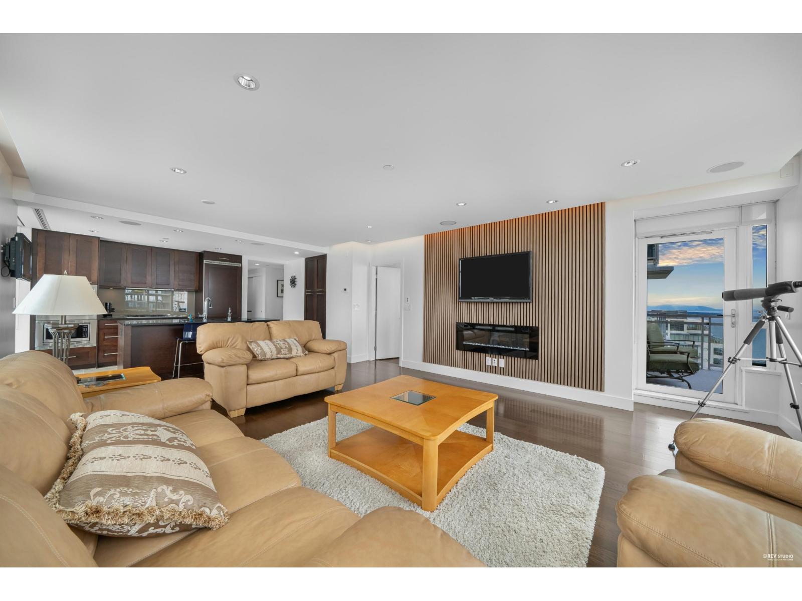 1904 15152 Russell Avenue, White Rock, British Columbia  V4B 0A3 - Photo 15 - R3109445