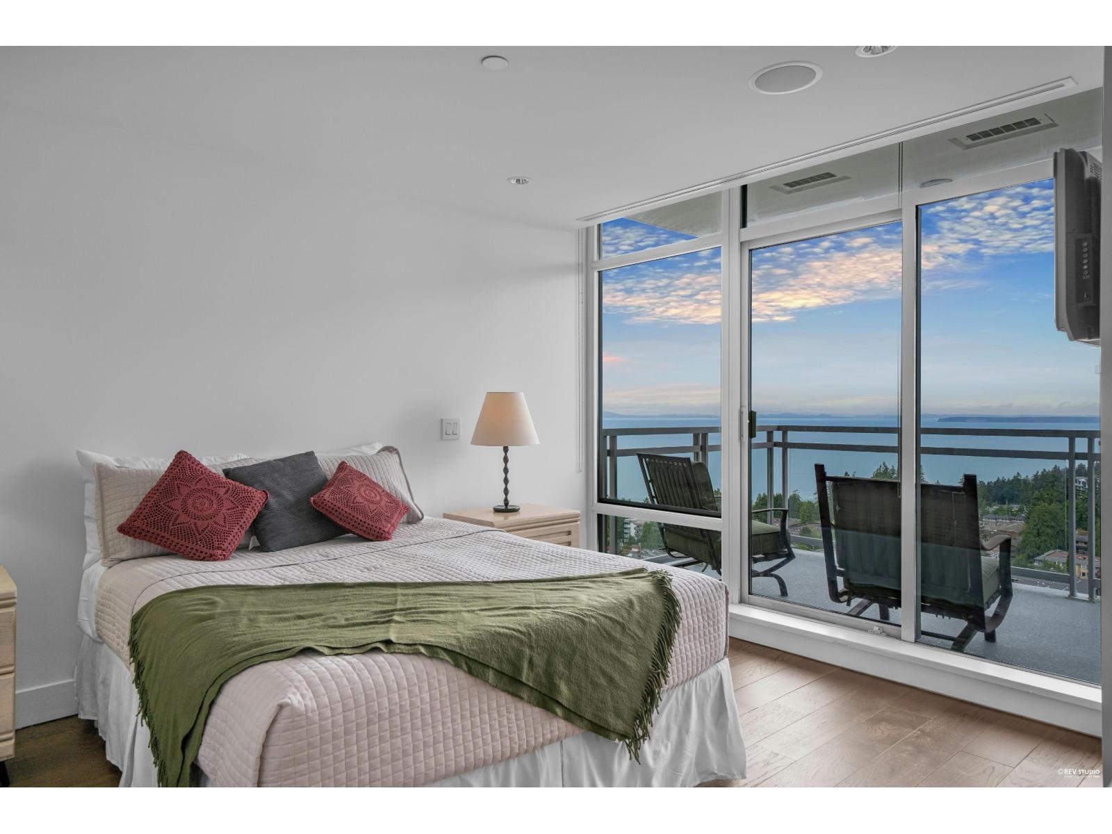 1904 15152 Russell Avenue, White Rock, British Columbia  V4B 0A3 - Photo 22 - R3109445