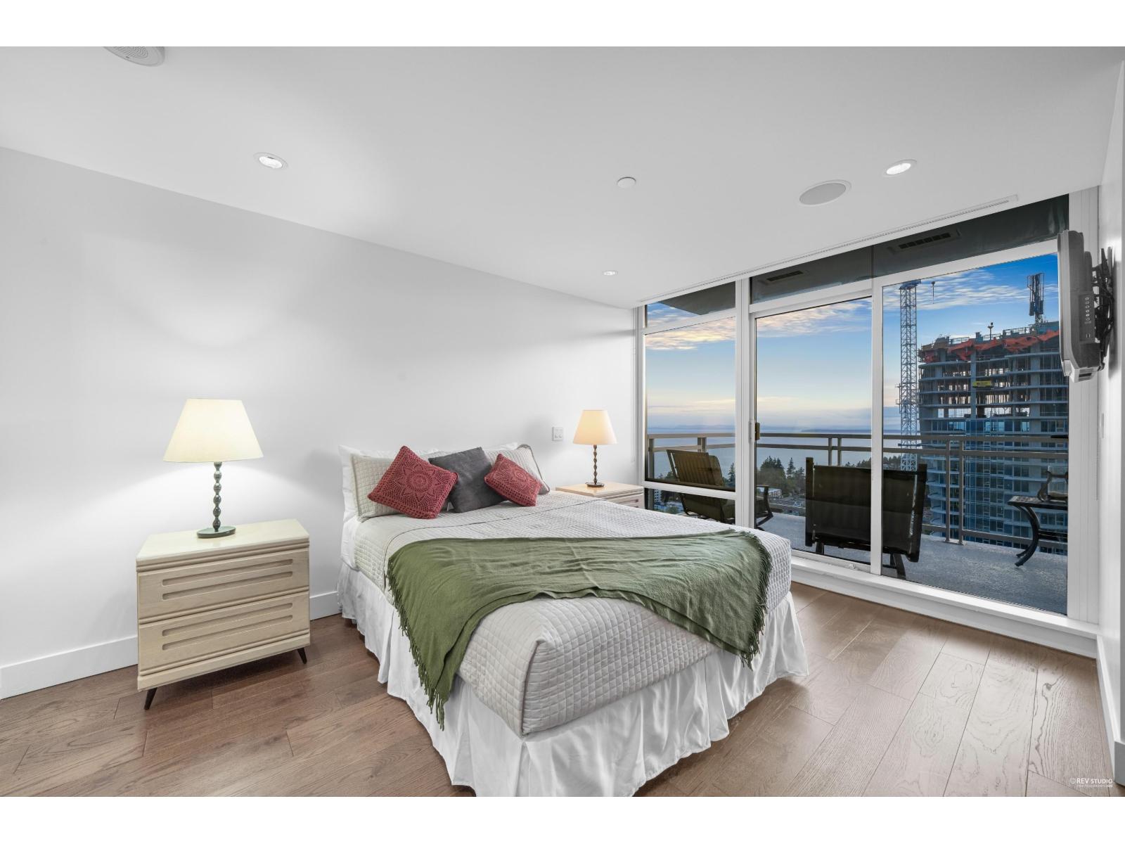 1904 15152 Russell Avenue, White Rock, British Columbia  V4B 0A3 - Photo 31 - R3109445