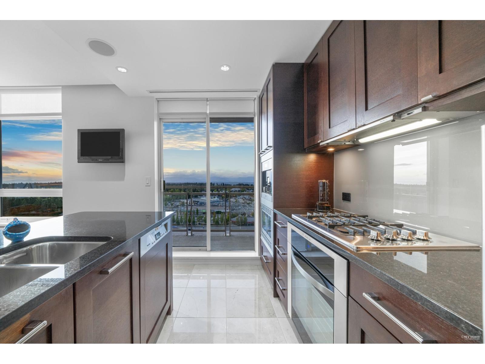 1904 15152 Russell Avenue, White Rock, British Columbia  V4B 0A3 - Photo 20 - R3109445