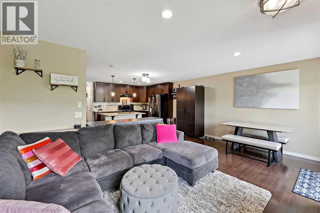 21 Chaparral Valley Gardens SE, Calgary, Alberta  T2X 0P8 - Photo 8 - A2299013