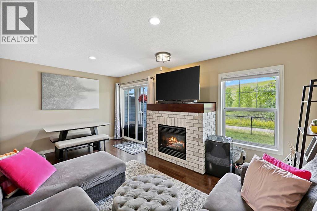 21 Chaparral Valley Gardens SE, Calgary, Alberta  T2X 0P8 - Photo 10 - A2299013