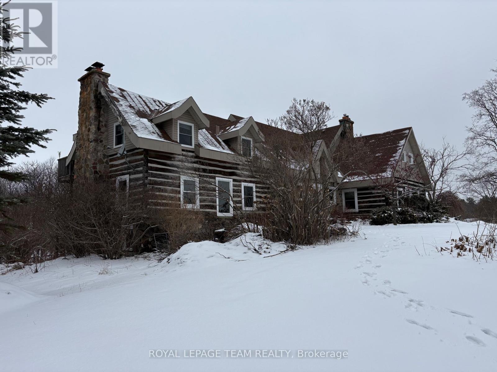 9741 CANOE LAKE ROAD, Frontenac, Ontario