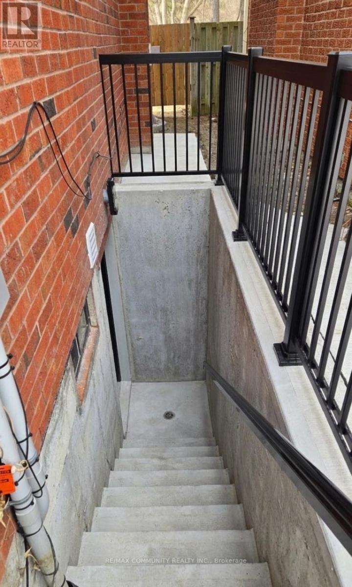 77 Windrush Trail, Toronto, Ontario  M1C 3Z9 - Photo 29 - E12987416