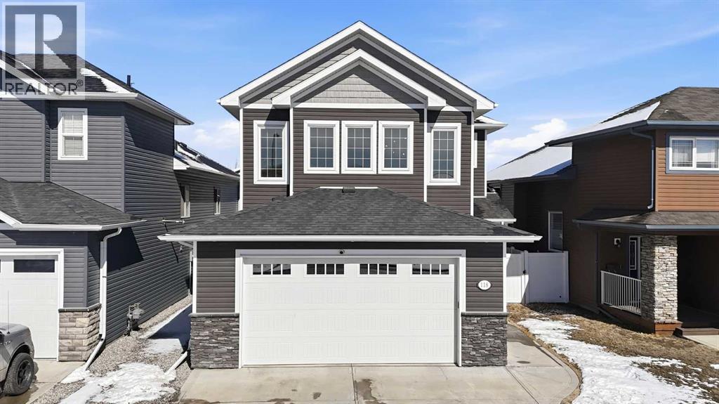 118 Viscount Drive, Red Deer, Alberta  T4R 0M6 - Photo 1 - A2297291
