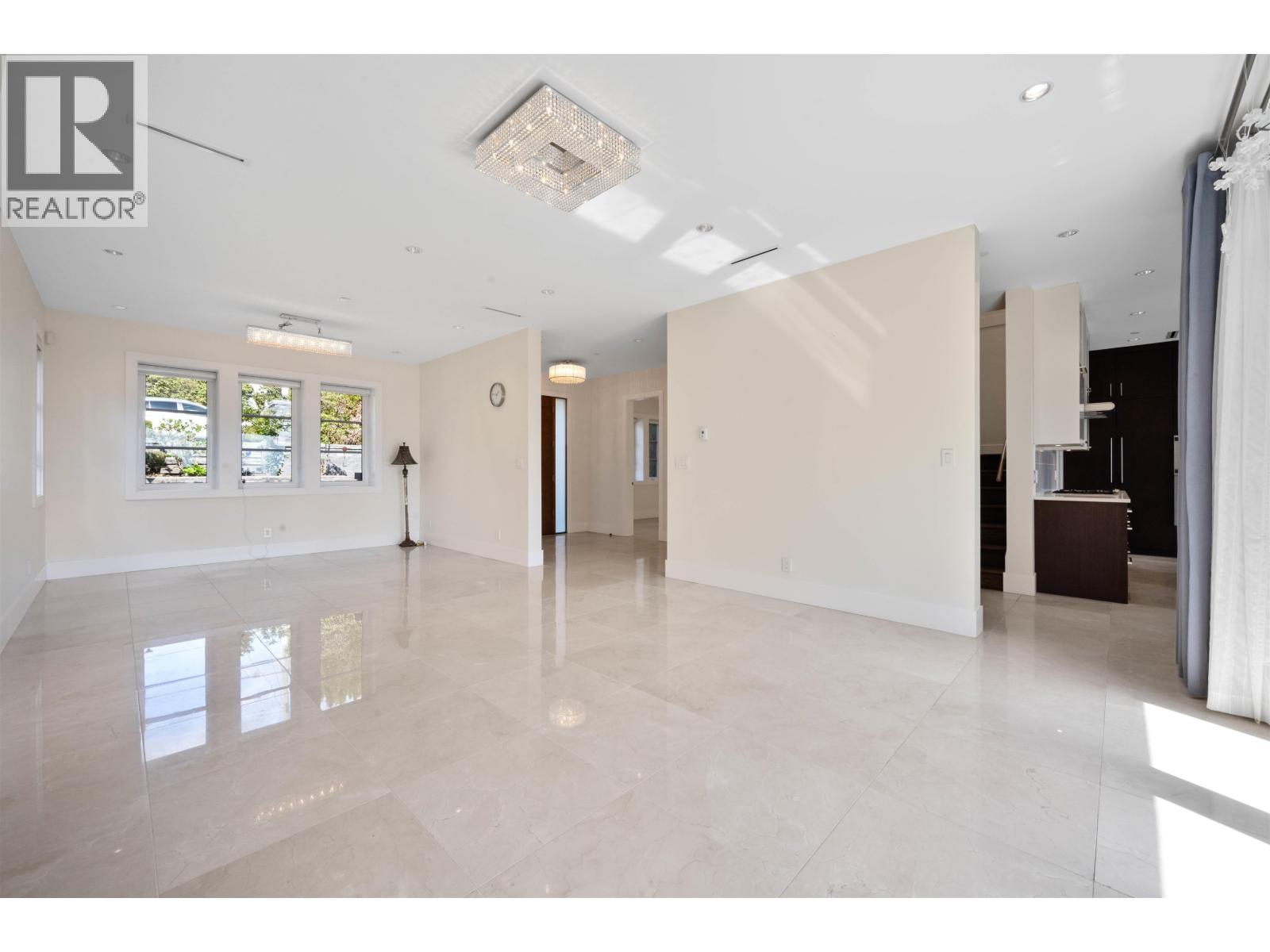 1468 Kings Avenue, West Vancouver, British Columbia  V7T 2C9 - Photo 4 - R3108194