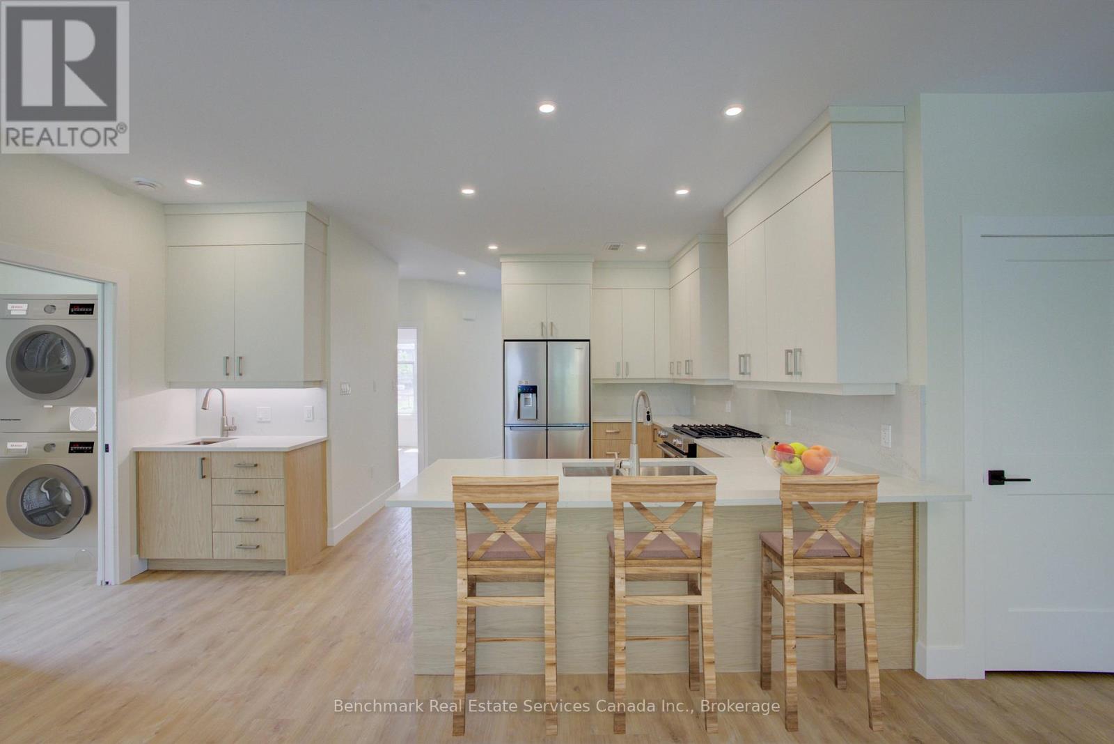 66 - 1182 Queen Street, Kincardine, Ontario  N2Z 1G4 - Photo 6 - X12987396