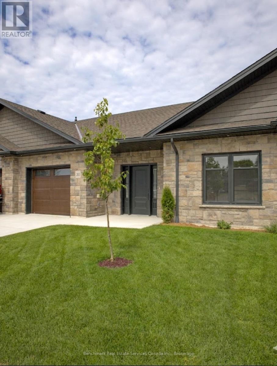 30 - 1182 QUEEN STREET, Kincardine, Ontario