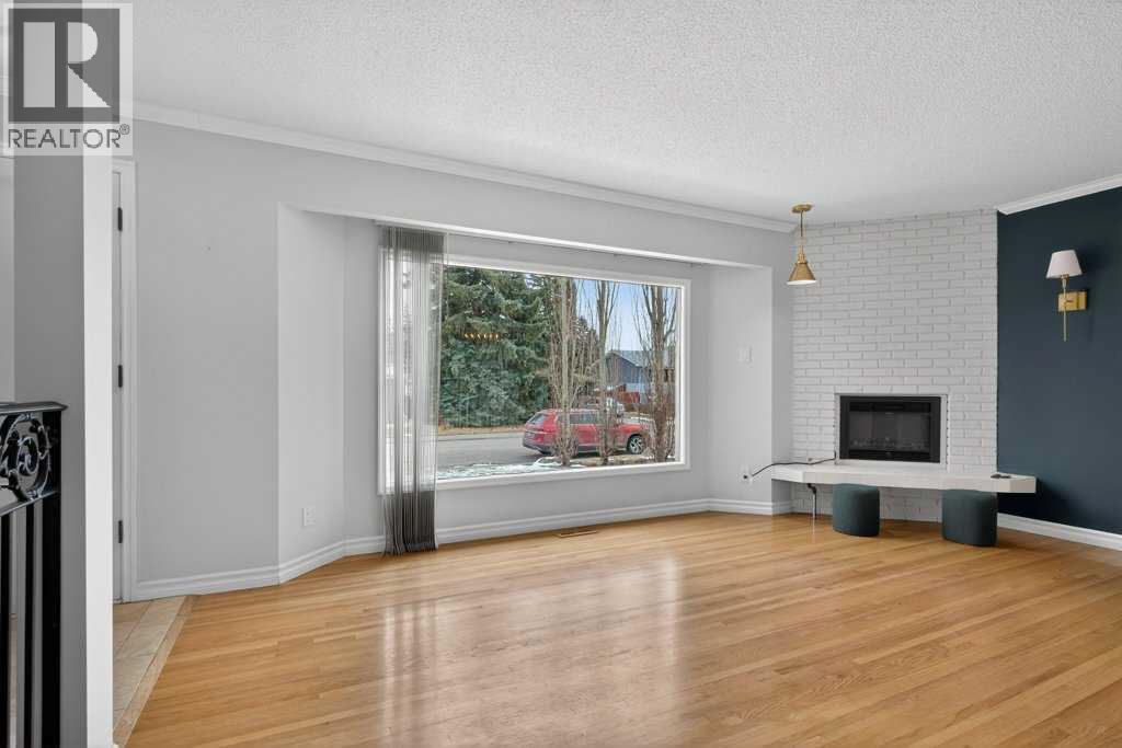 425 Woodland Crescent SE, Calgary, Alberta  T2J 1J7 - Photo 7 - A2296843