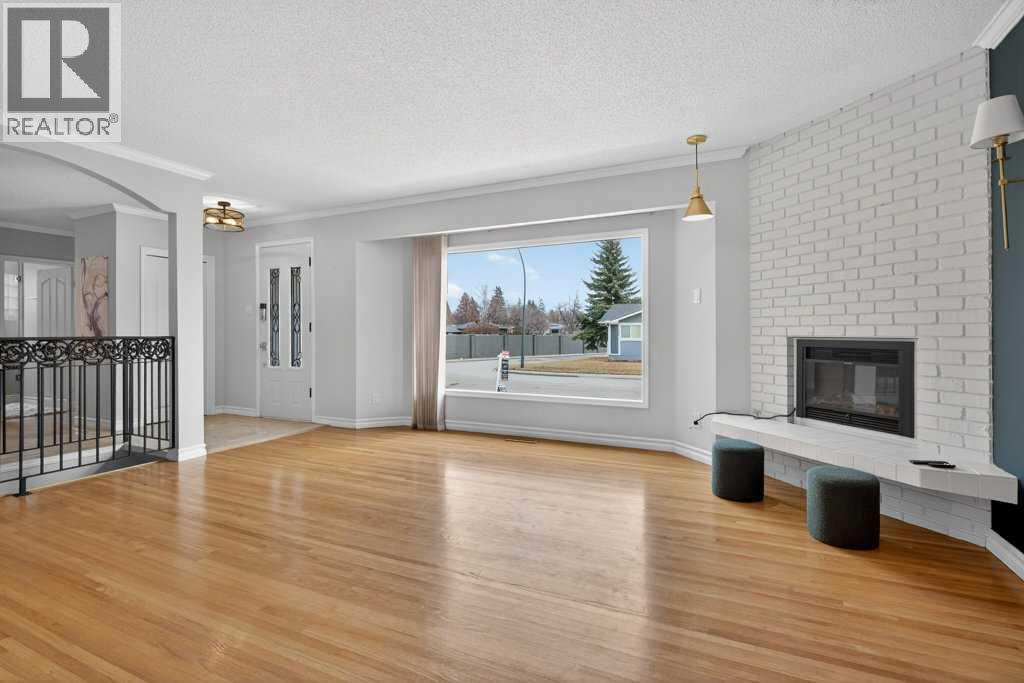 425 Woodland Crescent SE, Calgary, Alberta  T2J 1J7 - Photo 8 - A2296843