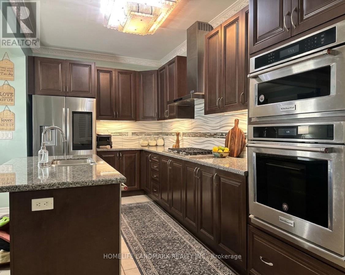 118 BRIDLEWOOD BOULEVARD, Whitby, Ontario