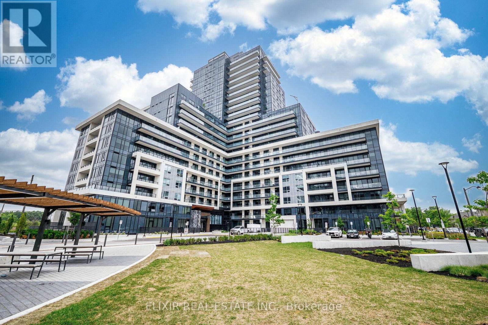 601 - 3220 WILLIAM COLTSON AVENUE, Oakville, Ontario