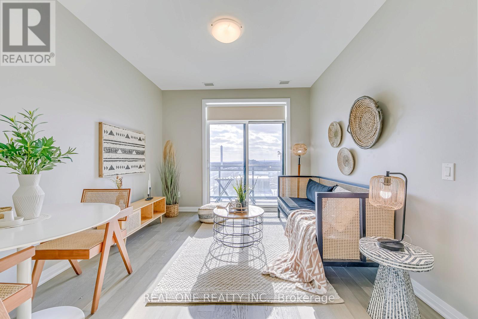 417 - 95 Dundas Street W, Oakville, Ontario  L6M 5N4 - Photo 15 - W12987436