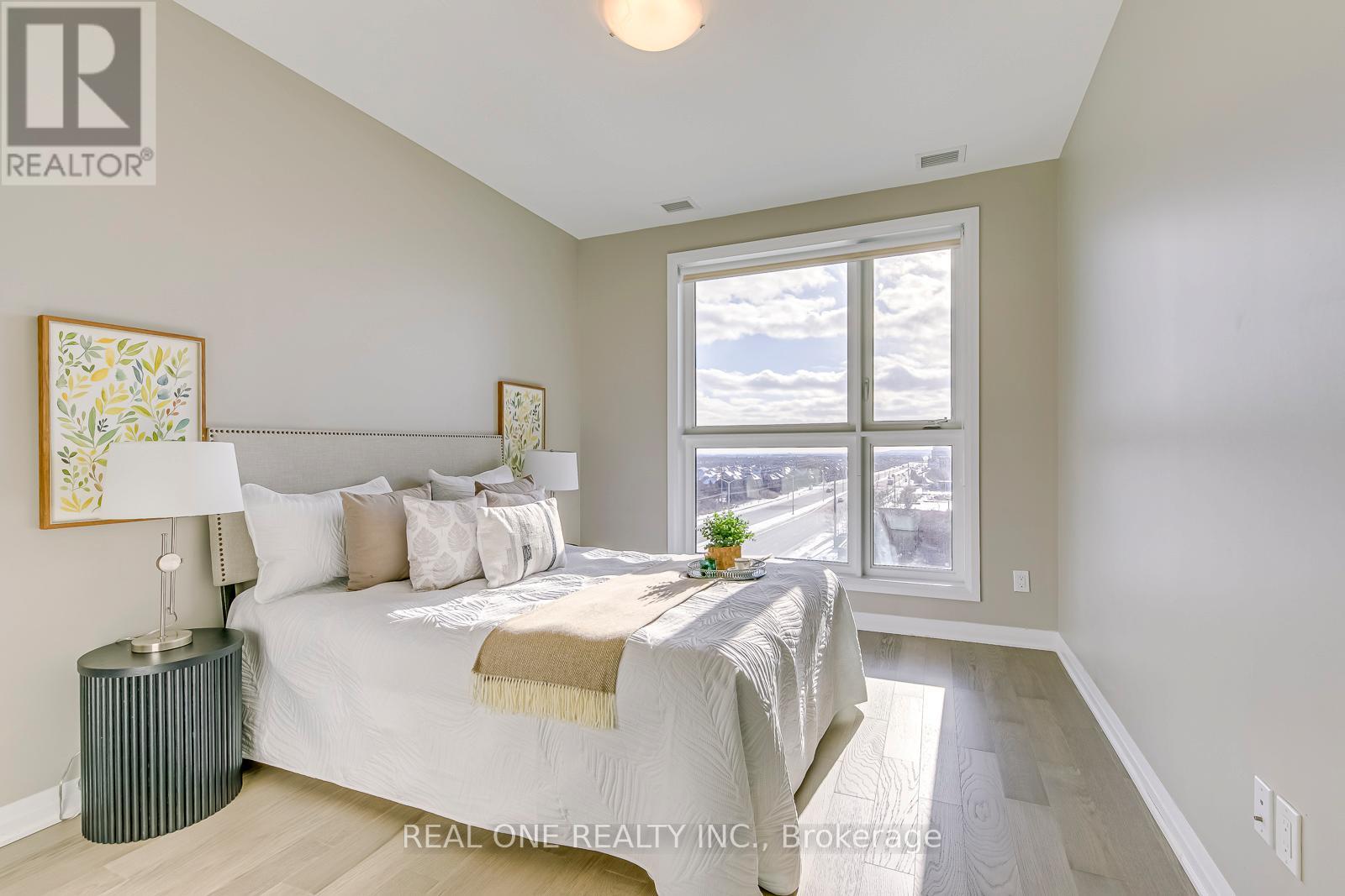 417 - 95 Dundas Street W, Oakville, Ontario  L6M 5N4 - Photo 23 - W12987436