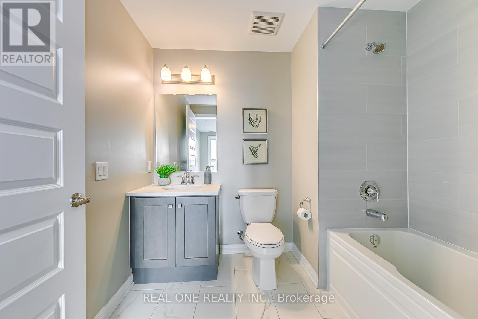 417 - 95 Dundas Street W, Oakville, Ontario  L6M 5N4 - Photo 25 - W12987436