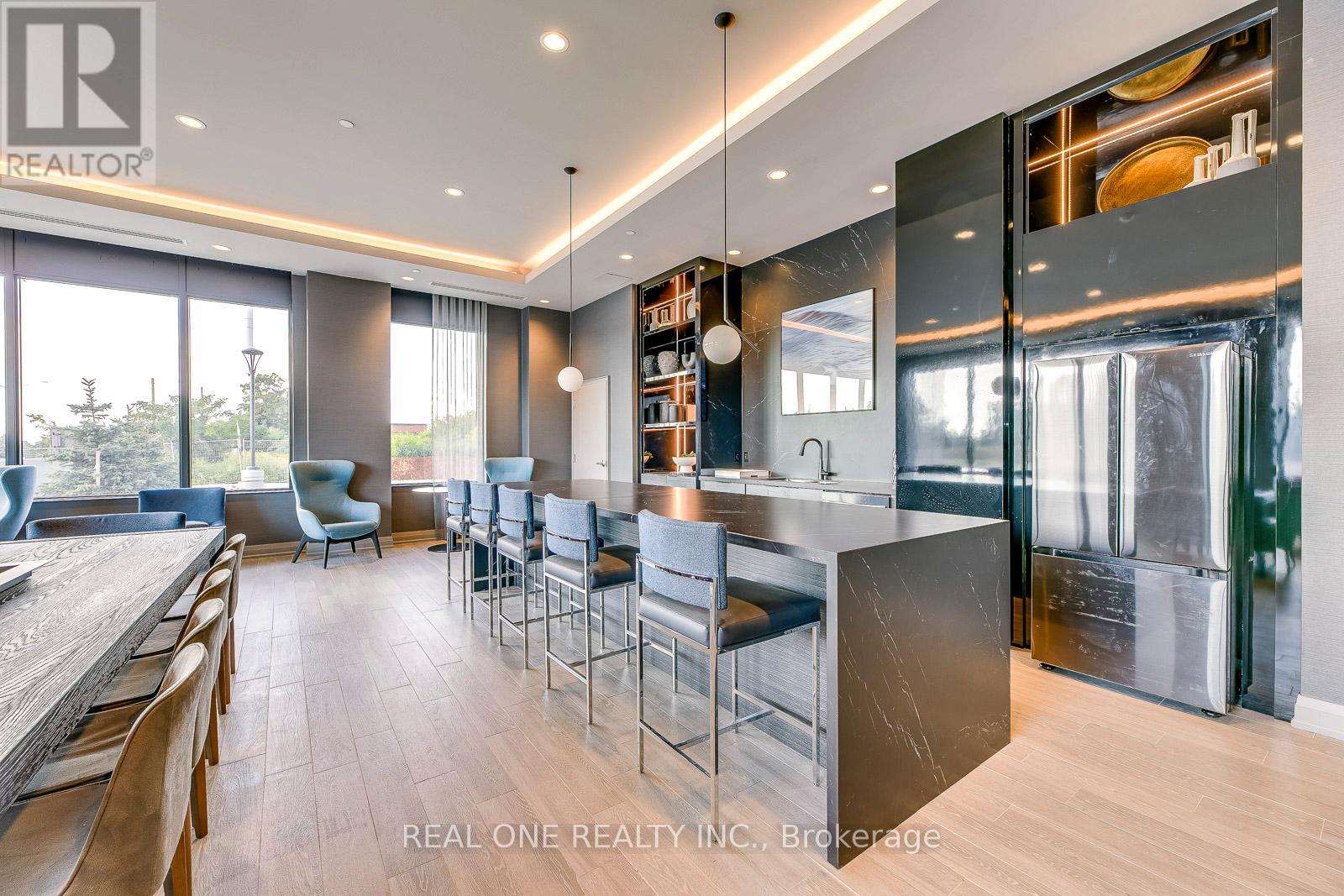 417 - 95 Dundas Street W, Oakville, Ontario  L6M 5N4 - Photo 35 - W12987436