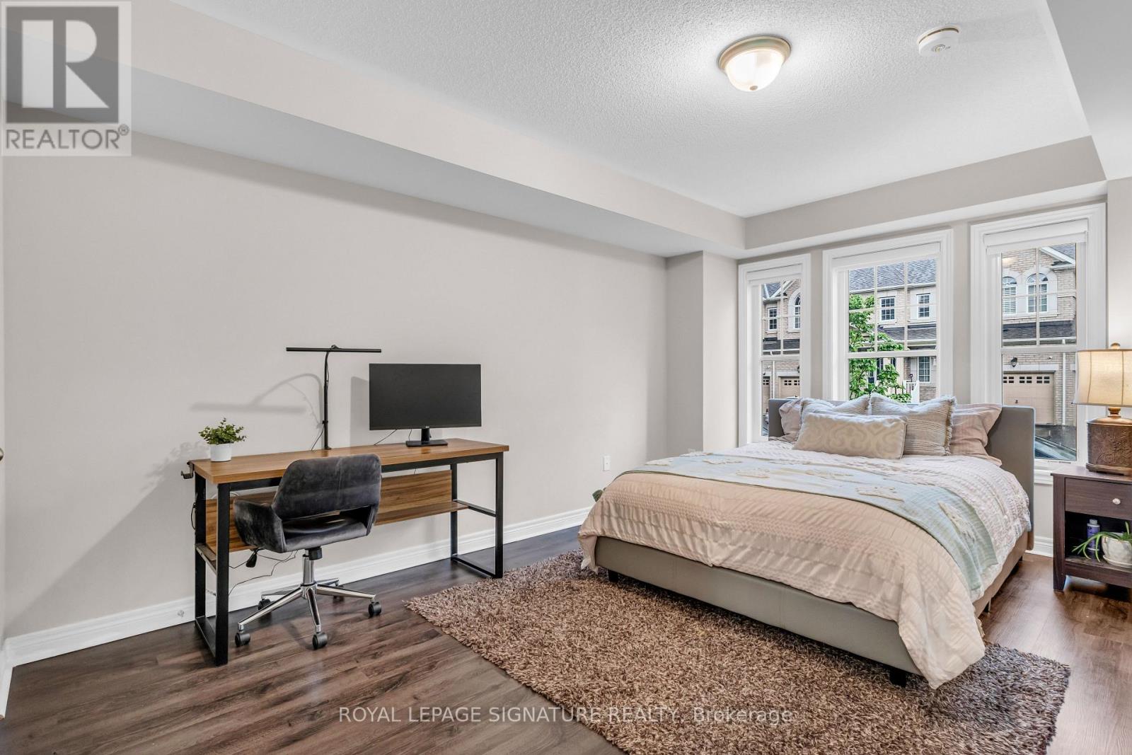 21 Fresnel Road S, Brampton, Ontario  L7A 4Z2 - Photo 4 - W12987438