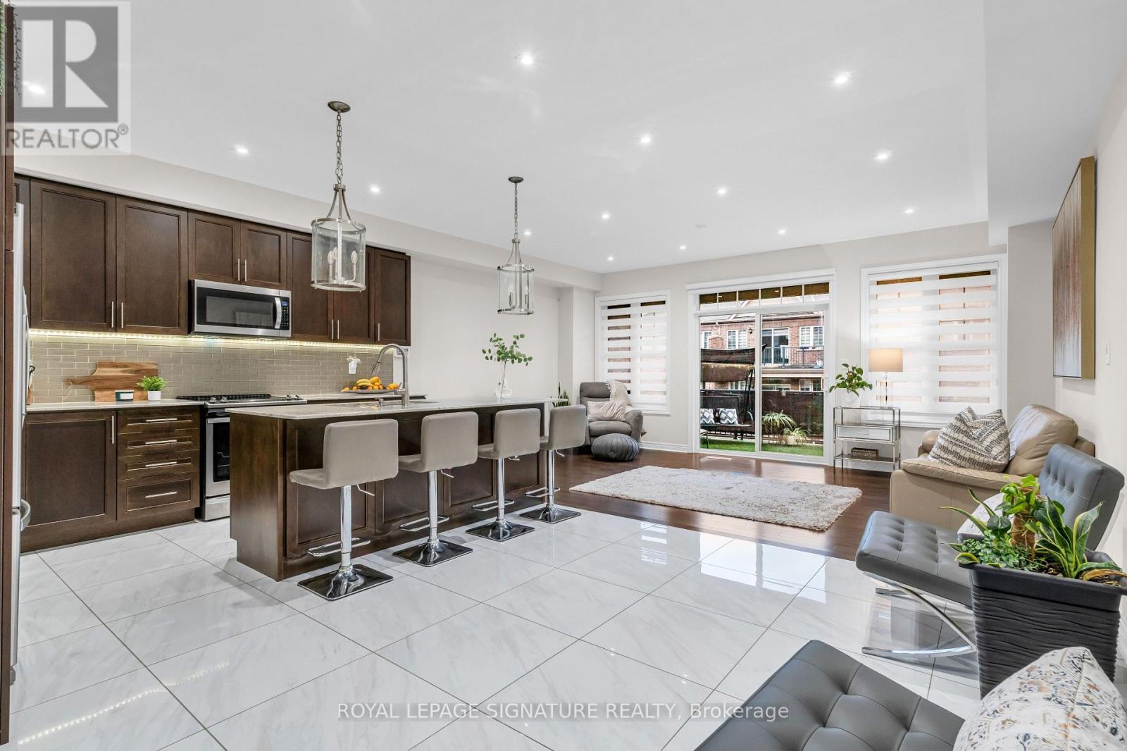 21 Fresnel Road S, Brampton, Ontario  L7A 4Z2 - Photo 9 - W12987438