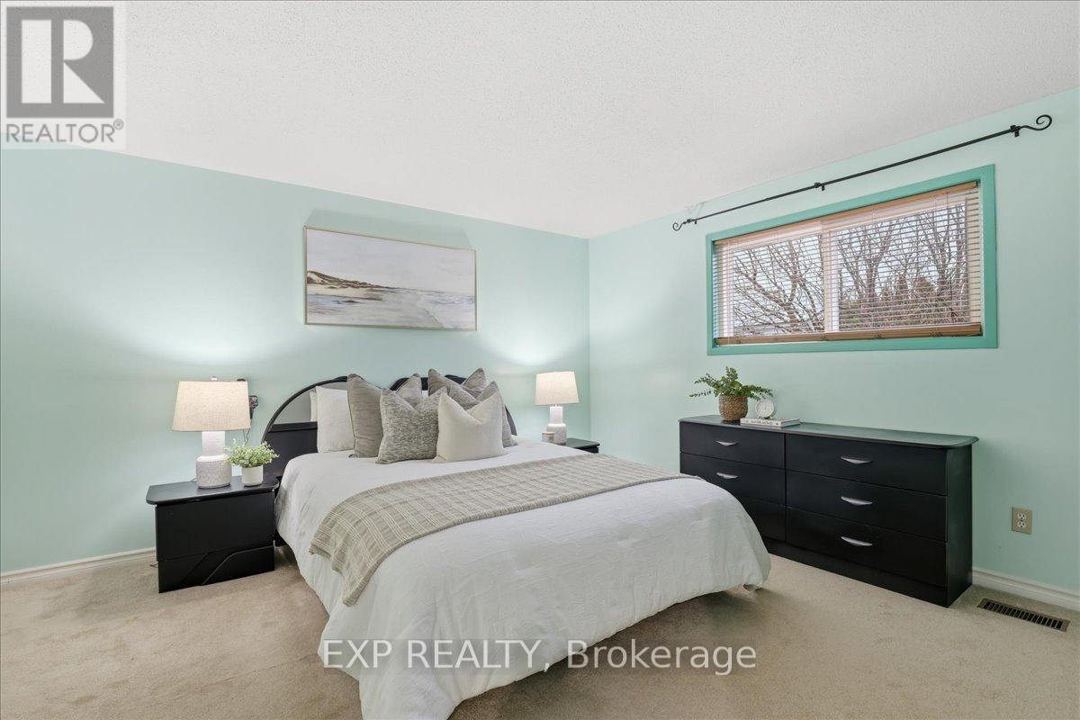 56 Rushbrook Drive, Kitchener, Ontario  N2E 3C9 - Photo 14 - X12987402