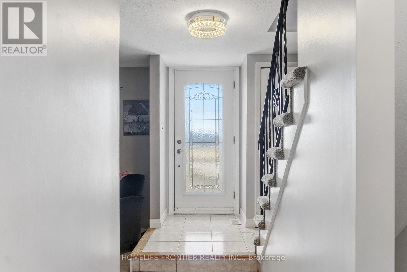 977 Upper Wellington Street, Hamilton, Ontario  L9A 3S4 - Photo 4 - X12987414