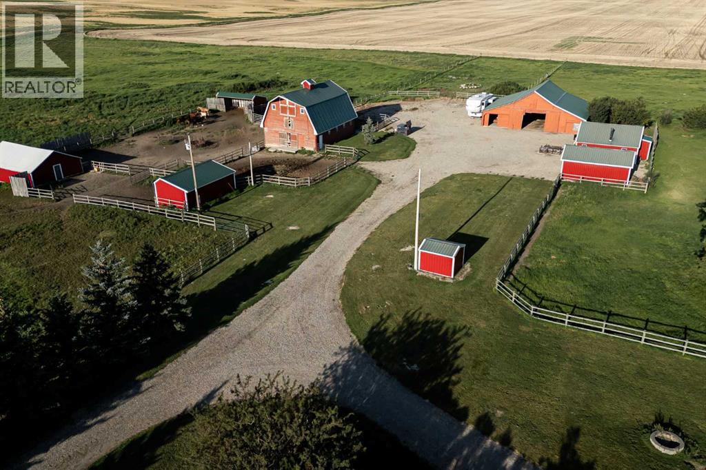 213056 Range Road 250, Rural Vulcan County, Alberta  T0L 1P0 - Photo 2 - A2297932