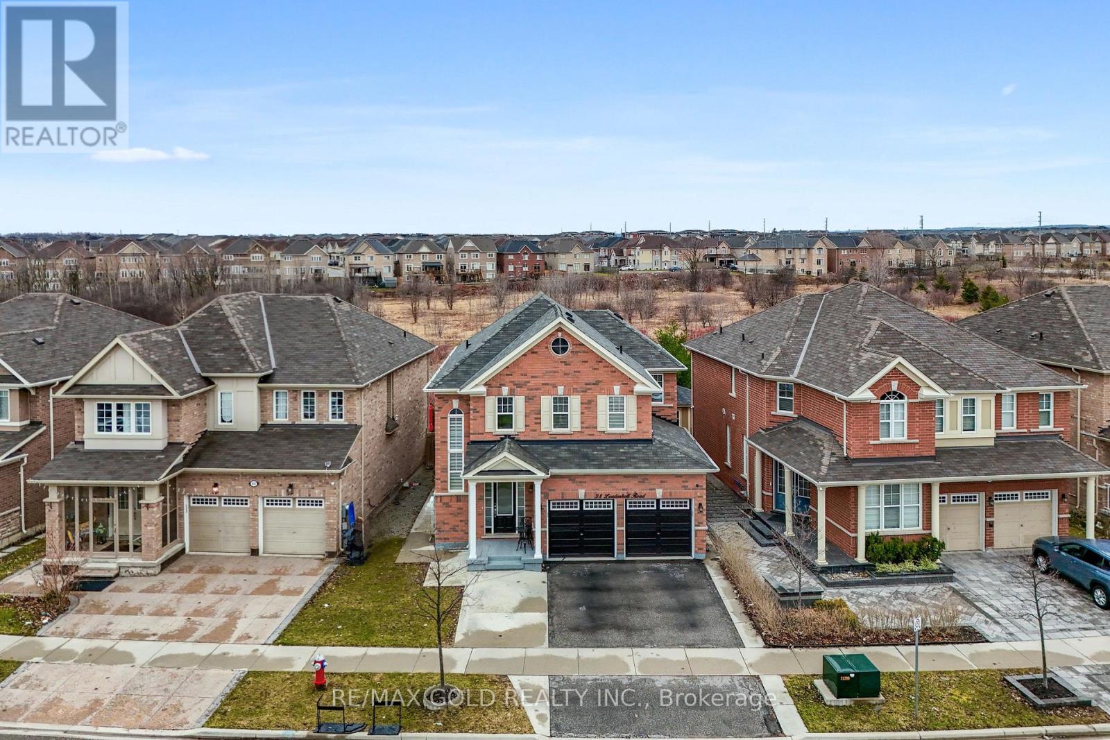 38 Leadenhall Road, Brampton, Ontario  L7A 4G3 - Photo 31 - W12970886