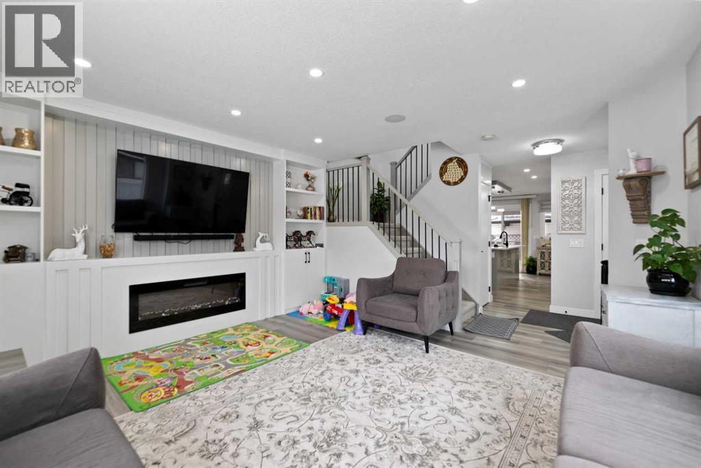 313 Falwood Way NE, Calgary, Alberta  T3J 1A9 - Photo 6 - A2287837