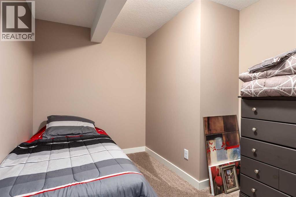 912 Riverside Drive Nw, High River, Alberta  T1V 1S3 - Photo 27 - A2292358