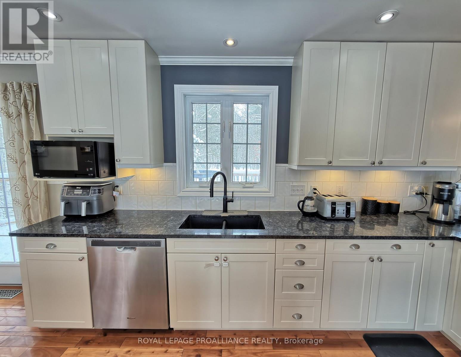 272 Belmont 3rd Line, Havelock-Belmont-Methuen (Belmont-Methuen), Ontario  K0L 1Z0 - Photo 13 - X12895674