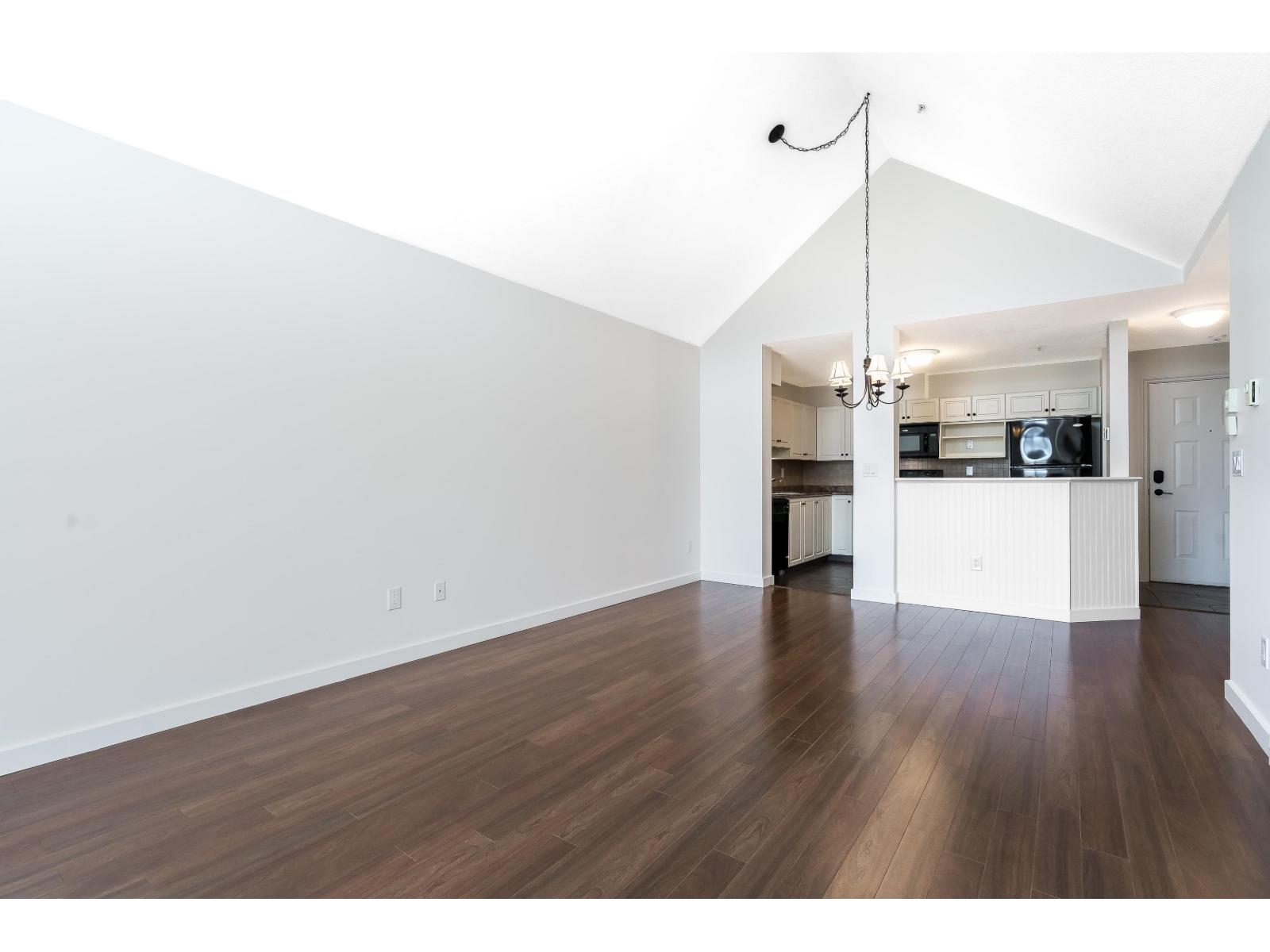 401 45520 Knight Road, Sardis West Vedder, Chilliwack, British Columbia  V2R 3Z2 - Photo 10 - R3107208