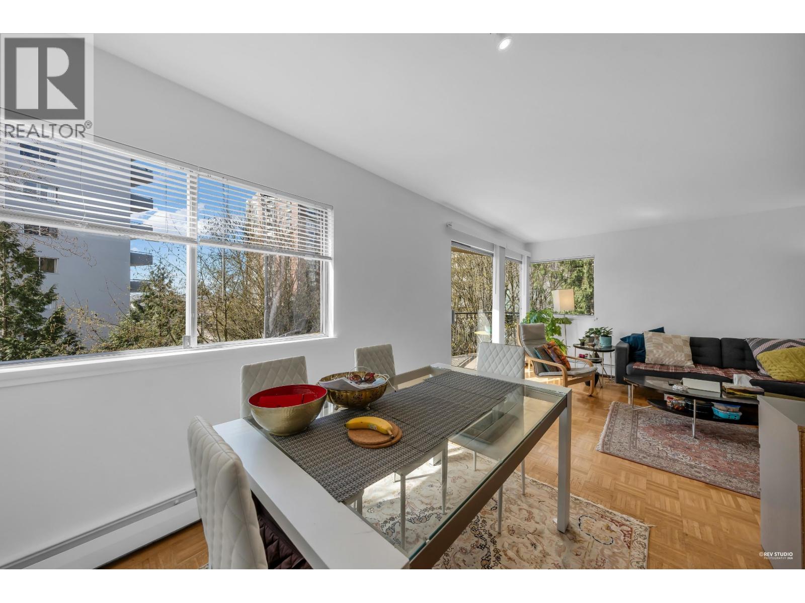 404 1930 Marine Drive, West Vancouver, British Columbia  V7V 1J8 - Photo 5 - R3109903