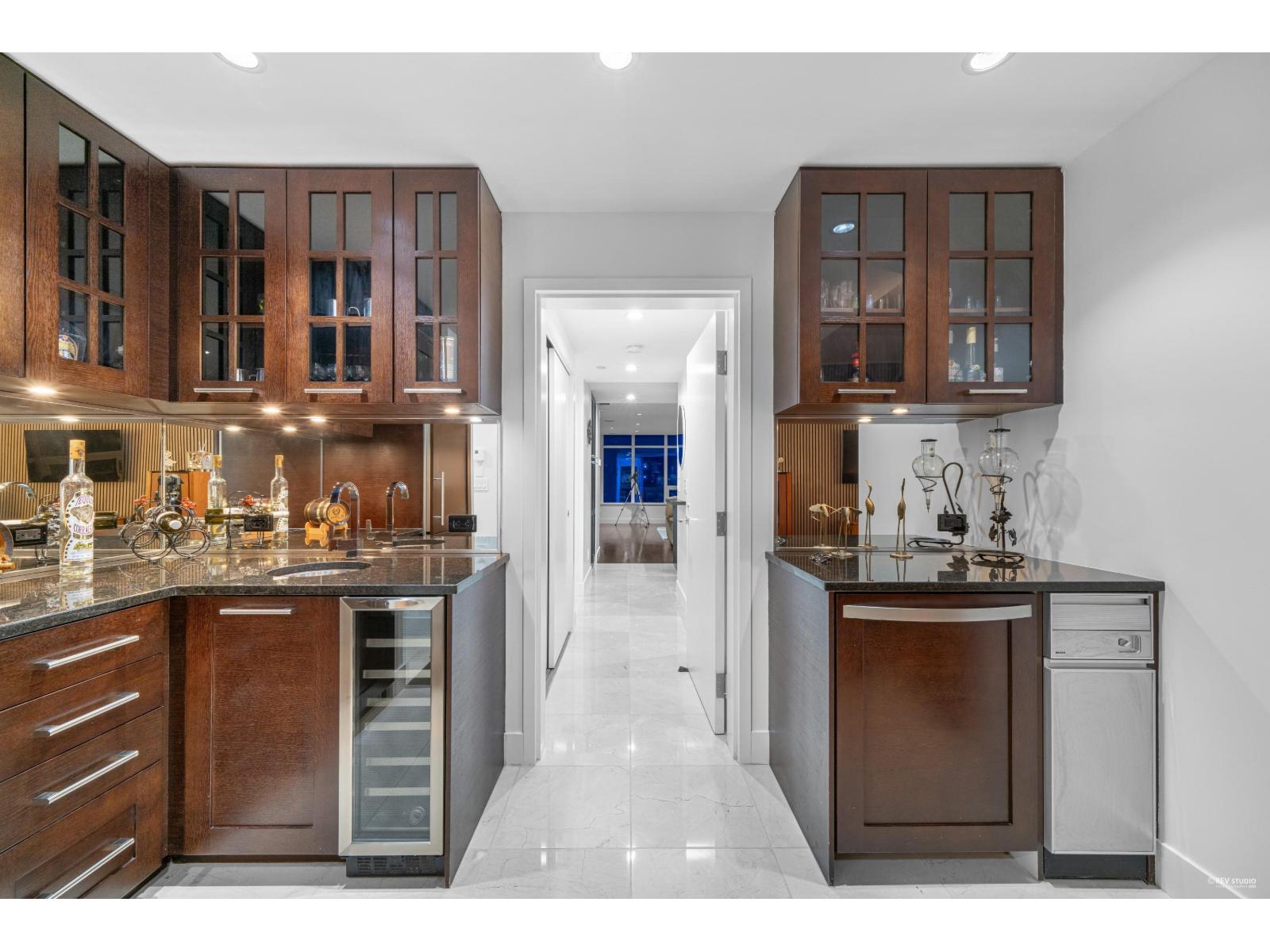 1905 15152 Russell Avenue, White Rock, British Columbia  V4B 0A3 - Photo 12 - R3108483