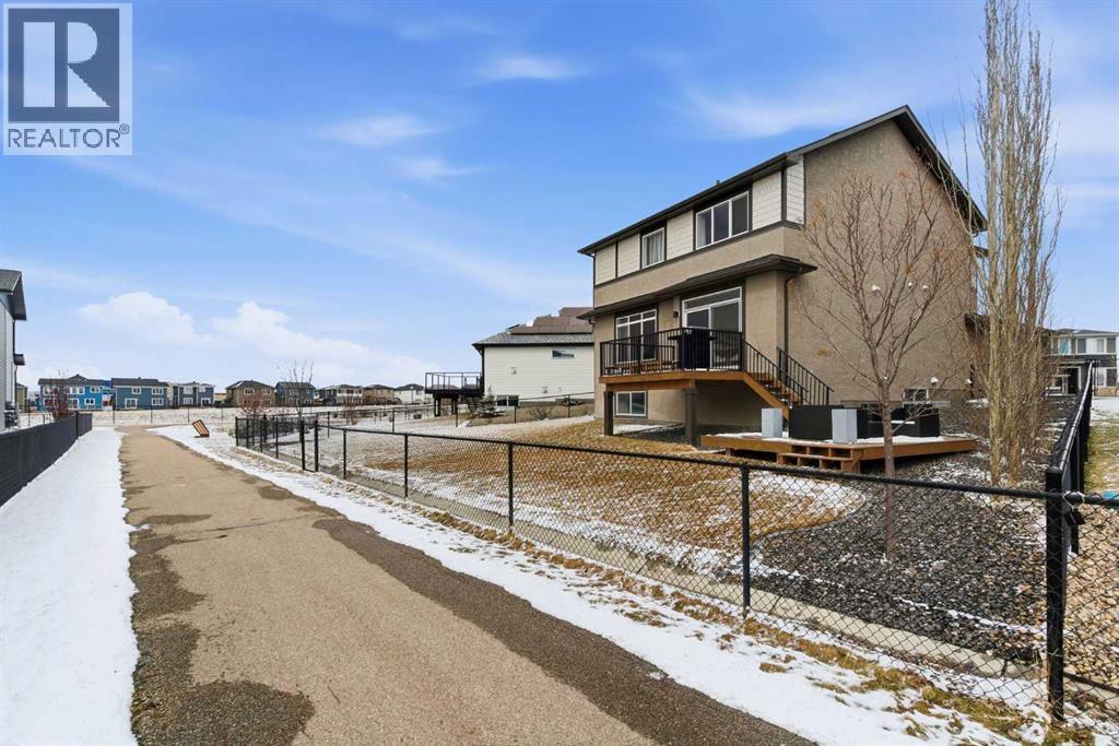 12 Ranchers Bay, Okotoks, Alberta  T1S 0P2 - Photo 45 - A2297121